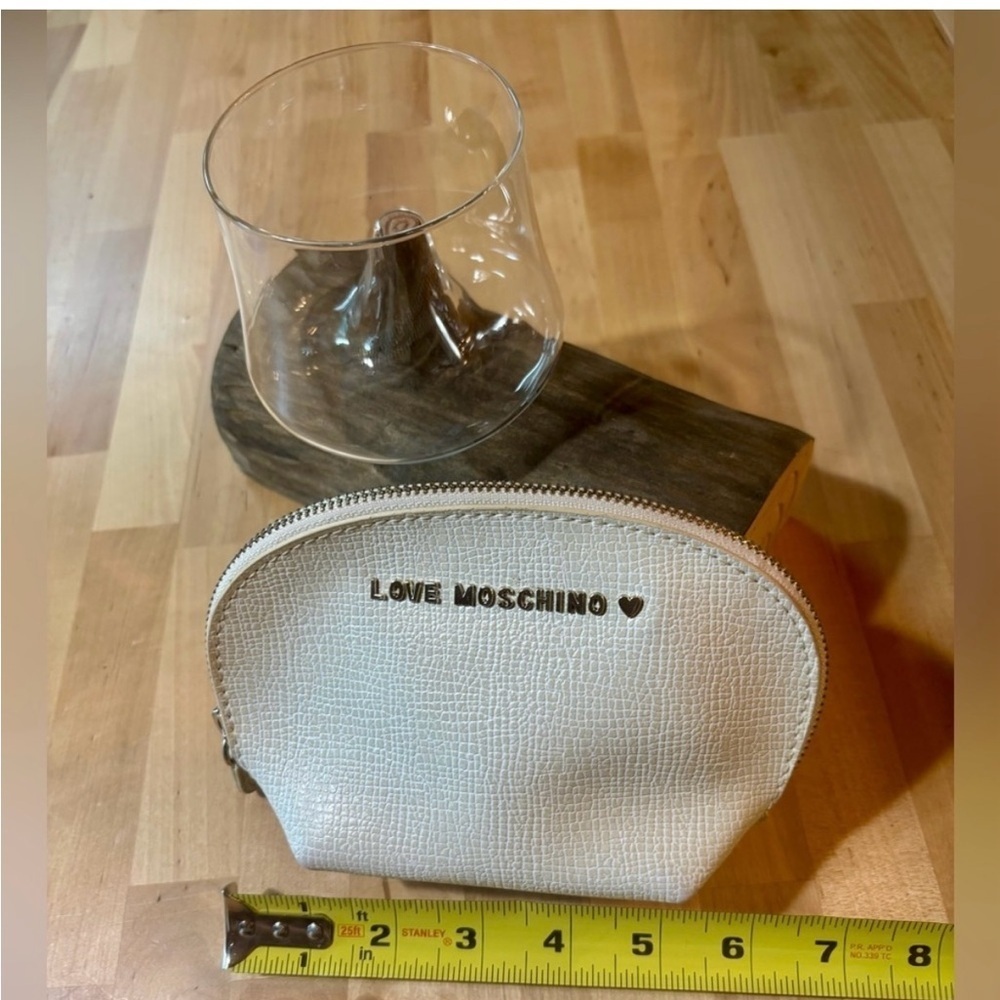 Love Moschino Ivory Textured Make Up Pouch - Picture 4 of 5